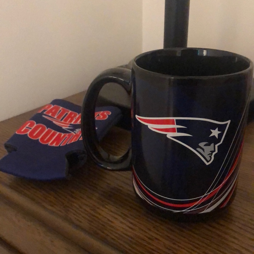 Patriots, New England never used Mug and Can holder